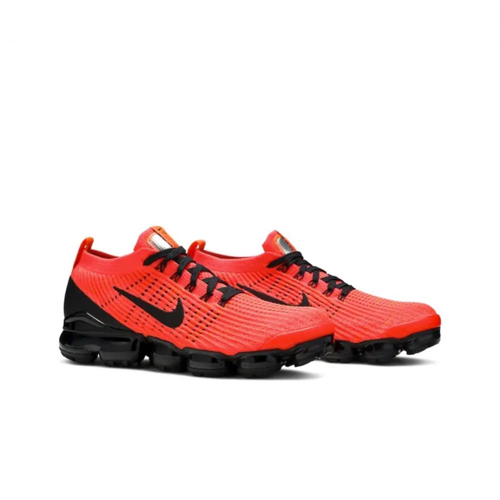 Nike Men's Vibrant Red and Black Athletic Shoes